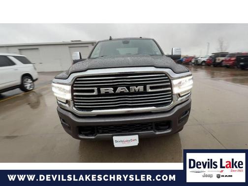 2023 RAM 2500 Laramie Crew Cab 4x4 8' Box