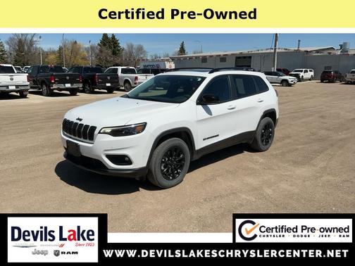 Bright White Clearcoat 2023 Jeep Cherokee Altitude SUV