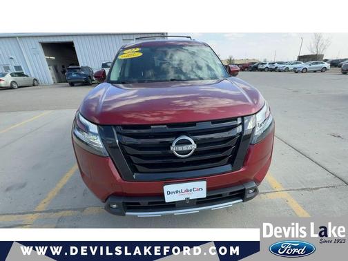 Scarlet Ember Tintcoat 2022 Nissan Pathfinder SL 4WD