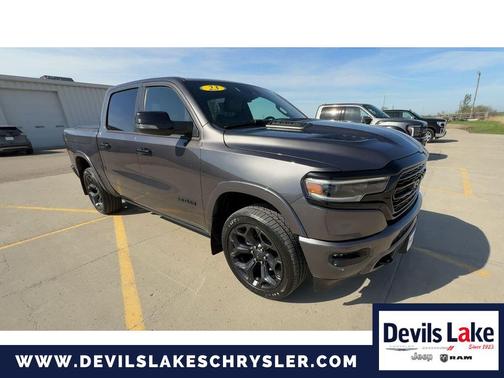Granite Crystal Metallic Clearcoat 2023 RAM 1500 Limited
