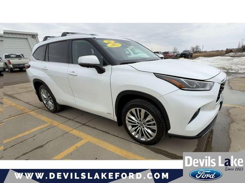 Wind Chill Pearl 2025 Toyota Highlander Hybrid Platinum