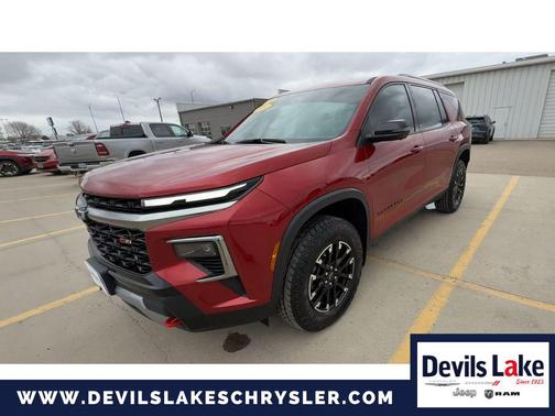 Radiant Red Tintcoat 2024 Chevrolet Traverse AWD Z71
