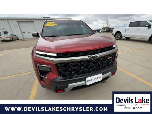 Radiant Red Tintcoat 2024 Chevrolet Traverse AWD Z71