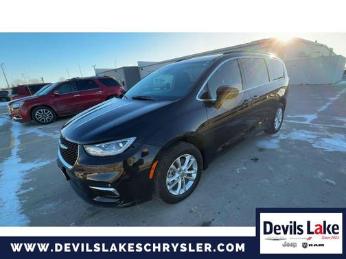 2022 Chrysler Pacifica Touring AWD