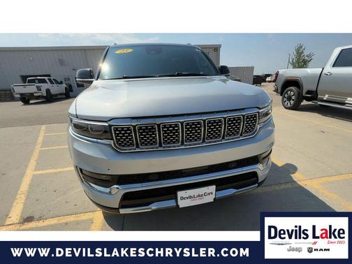 Silver Zynith 2023 Jeep Grand Wagoneer Series II 4x4