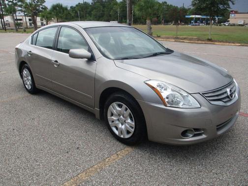 Photo 5 of 28 of 2012 Nissan Altima 2.5 S