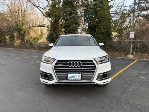 2017 Audi Q7 3.0T Premium