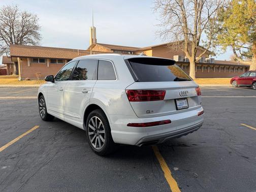 2017 Audi Q7 3.0T Premium