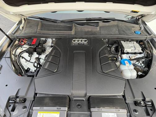 2017 Audi Q7 3.0T Premium