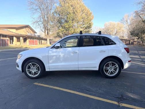 2017 Audi Q5 2.0T Premium