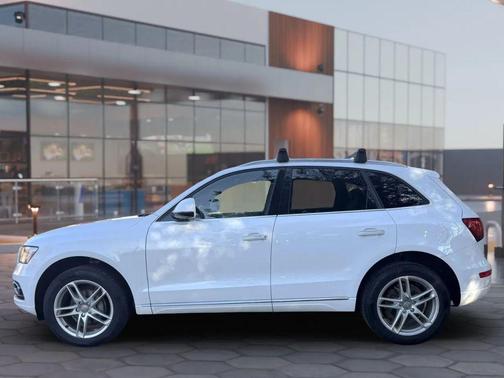 2017 Audi Q5 2.0T Premium