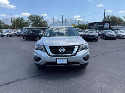 2017 Nissan Pathfinder Platinum