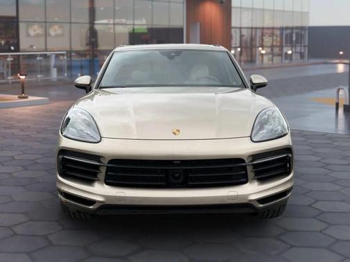 2019 Porsche Cayenne S