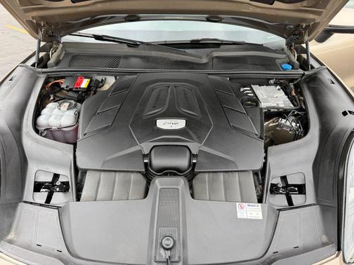 2019 Porsche Cayenne S