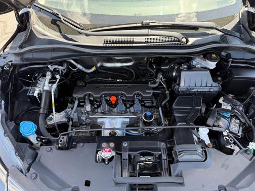 Black 2021 Honda HR-V LX