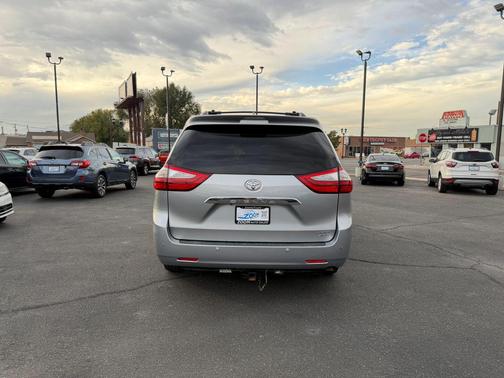 2015 Toyota Sienna Limited