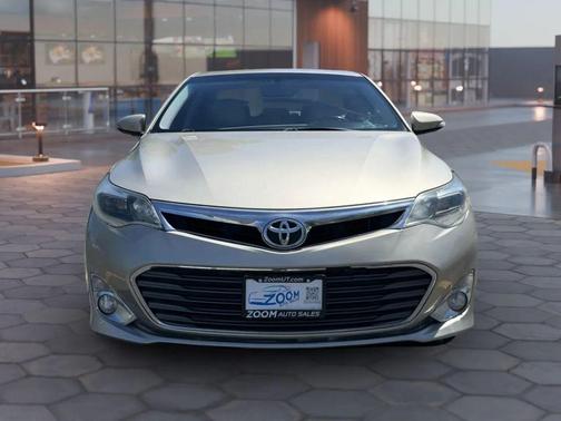 Gold 2013 Toyota Avalon Limited