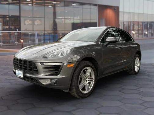 2015 Porsche Macan S