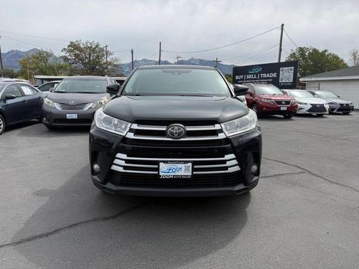 2017 Toyota Highlander LE Plus
