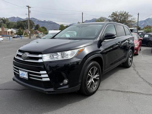 2017 Toyota Highlander LE Plus
