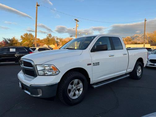 2017 RAM 1500 SLT