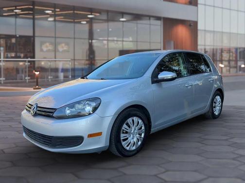 2013 Volkswagen Golf Base