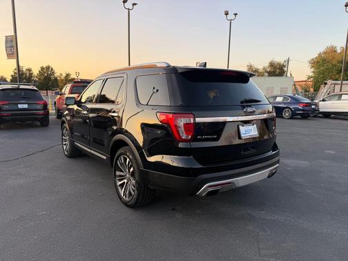 2016 Ford Explorer Platinum