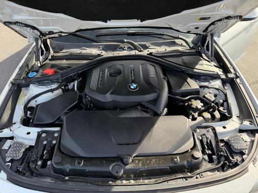 2017 BMW 330 Gran Turismo xDrive