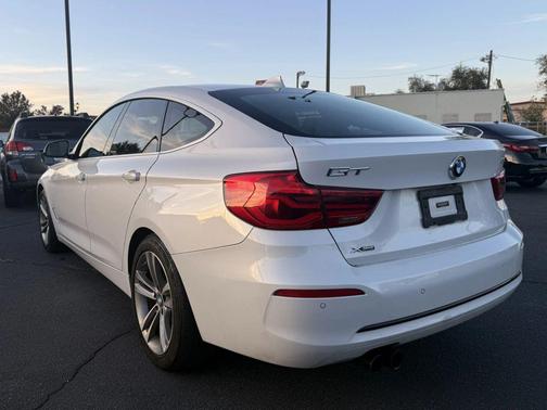 2017 BMW 330 Gran Turismo xDrive