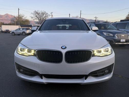 2017 BMW 330 Gran Turismo xDrive