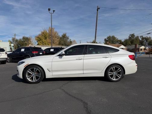 2017 BMW 330 Gran Turismo xDrive