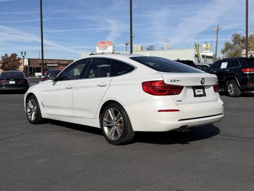 2017 BMW 330 Gran Turismo xDrive