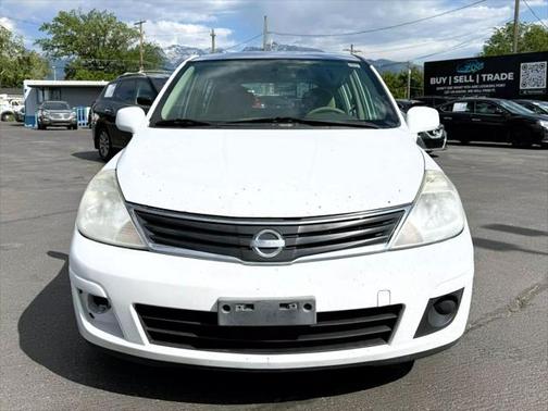 2010 Nissan Versa 1.8 S