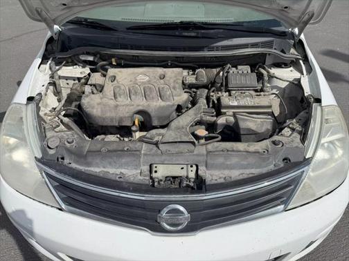 2010 Nissan Versa 1.8 S