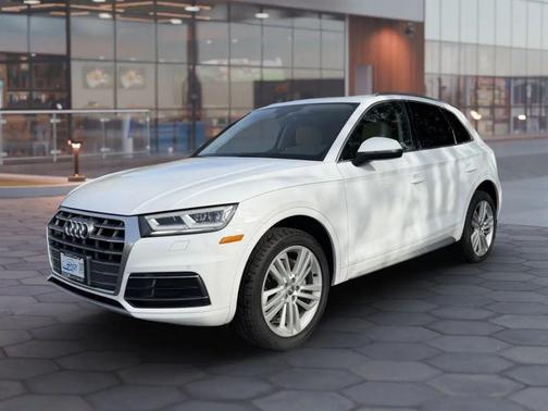 2018 Audi Q5 2.0T Tech Premium