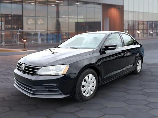 Black 2017 Volkswagen Jetta 1.4T SE