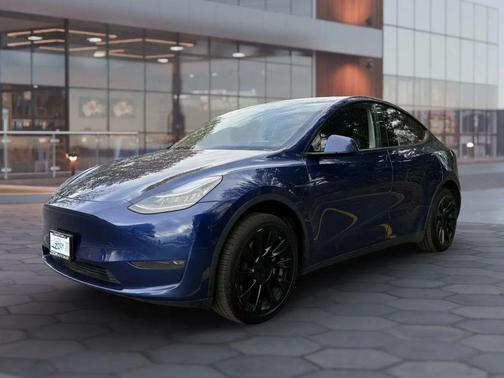 2021 Tesla Model Y Long Range Dual Motor All-Wheel Drive