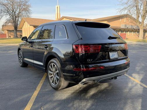 2017 Audi Q7 3.0T Prestige