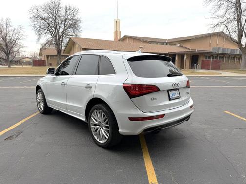 2017 Audi Q5 2.0T Premium Plus
