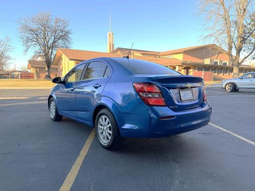 2018 Chevrolet Sonic LT