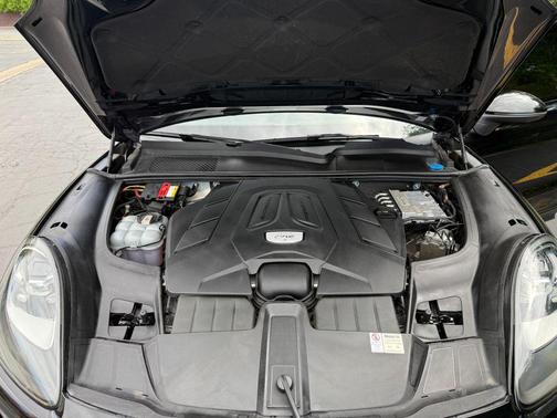 Black 2020 Porsche Cayenne S