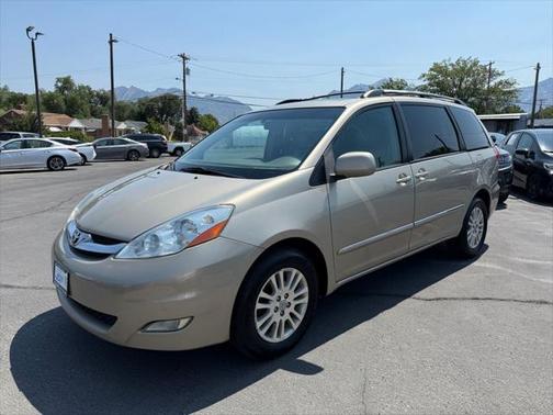 2008 Toyota Sienna XLE