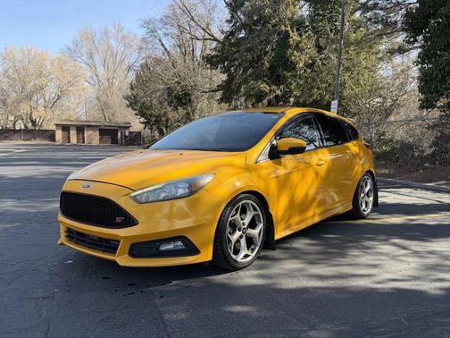 2016 Ford Focus ST 