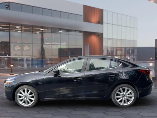 Jet Black Mica 2017 Mazda Mazda3 Grand Touring