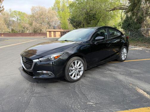 Jet Black Mica 2017 Mazda Mazda3 Grand Touring