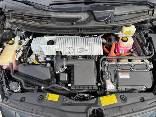 Black 2014 Toyota Prius Two