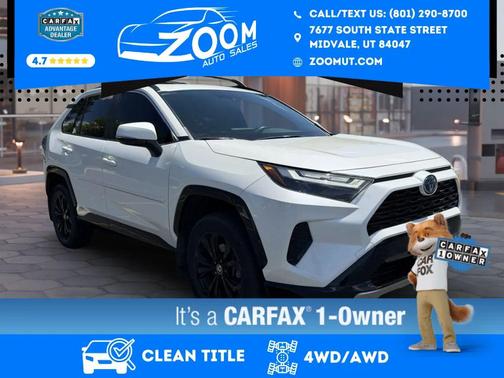 White 2022 Toyota RAV4 Hybrid SE