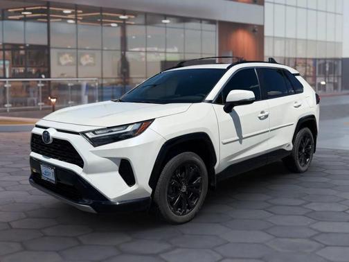 White 2022 Toyota RAV4 Hybrid SE