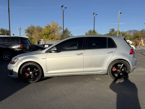2015 Volkswagen Golf GTI 2.0T Autobahn 4-Door