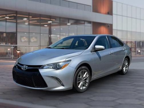 Gray 2015 Toyota Camry SE